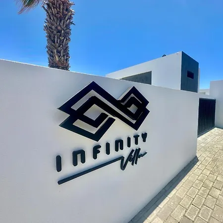 Infinity Playa Blanca (Lanzarote)
